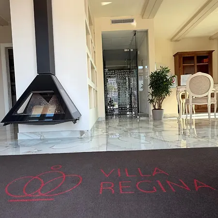 Regina Hotel Cisterna dʼAsti